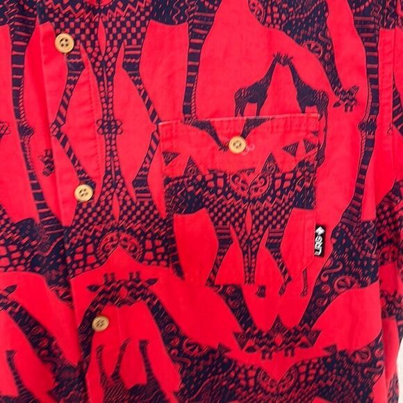 LRG Mens Red Tribal Giraffe Print Short Sleeve Button Up Shirt Size Large - Picture 2 of 6